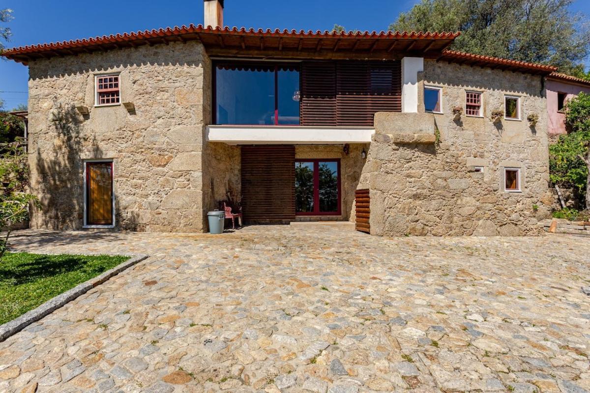 Altavista Bed & Breakfast Vitorino dos Piães Exterior photo